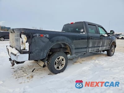 Trzecie zdjęcie samochodu z tyłu: 2017 FORD F250 SUPER DUTY VIN:1FT7W2BT9HEE60000 - miniatura