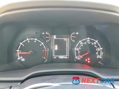 Zdjęcie 9 z 13 samochodu: 2024 TOYOTA 4RUNNER SR5 PREMIUM VIN:JTENU5JR2R6286217 - miniatura