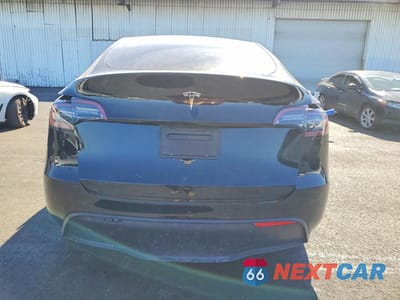 Zdjęcie 6 z 12 samochodu: 2024 TESLA MODEL Y VIN:7SAYGDED2RF118926 - miniatura