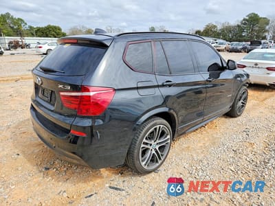 Trzecie zdjęcie samochodu z tyłu: 2017 BMW X3 SDRIVE28I VIN:5UXWZ7C33H0V92549 - miniatura
