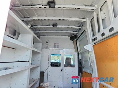 Zdjęcie 10 z 12 samochodu: 2020 NISSAN NV 2500 UTILITY / SERVICE VAN VIN:1N6AF0LY2LN802381 - miniatura