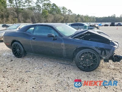 Czwarte zdjęcie samochodu z boku: 2023 DODGE CHALLENGER SXT VIN:2C3CDZAG2PH526206 - miniatura