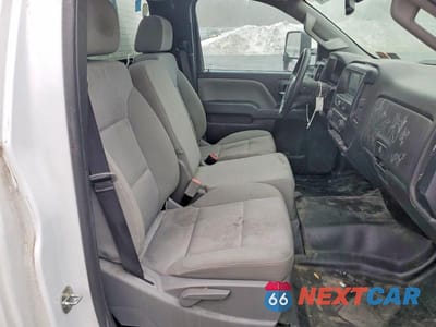 Zdjęcie 10 z 12 samochodu: 2019 CHEVROLET SILVERADO UTILITY / SERVICE TRUCK VIN:1GB3KVCG6KF139597 - miniatura