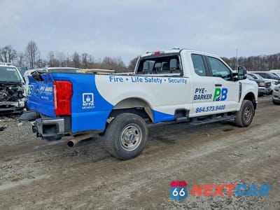 Trzecie zdjęcie samochodu z tyłu: 2023 FORD F250 SUPER DUTY VIN:1FT7X2BA2PEE04782 - miniatura