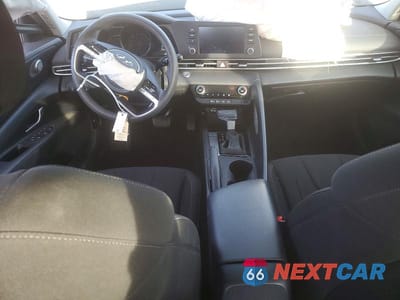 Zdjęcie 8 z 11 samochodu: 2023 HYUNDAI ELANTRA SEL VIN:KMHLM4AGXPU532732 - miniatura