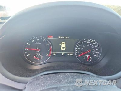 Zdjęcie 9 z 12 samochodu: 2018 KIA STINGER GT1 VIN:KNAE45LCXJ6039770 - miniatura