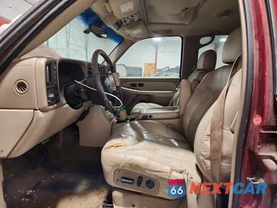 Zdjęcie 7 z 13 samochodu: 2002 GMC YUKON VIN:1GKEK13T72J161202 - miniatura