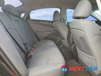 Zdjęcie 10 z 12 samochodu: 2013 HYUNDAI SONATA GLS VIN:5NPEB4AC2DH805815 - miniatura