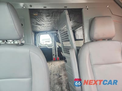 Zdjęcie 10 z 15 samochodu: 2015 FORD TRANSIT T-250 VIN:1FTNR1ZM5FKA66967 - miniatura