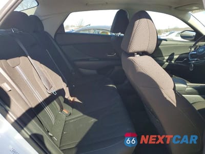 Zdjęcie 10 z 12 samochodu: 2025 HYUNDAI ELANTRA SEL VIN:KMHLS4DG1SU858896 - miniatura