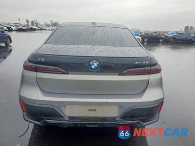 Zdjęcie 6 z 13 samochodu: 2024 BMW I7 XDRIVE60 VIN:WBY53EJ05RCR11850 - miniatura