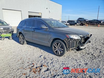 Czwarte zdjęcie samochodu z boku: 2015 AUDI Q7 PREMIUM PLUS VIN:WA1LGAFE4FD002377 - miniatura