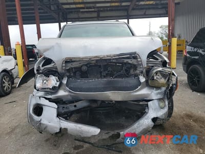 Piąte zdjęcie samochodu w środku: 2005 TOYOTA SEQUOIA LIMITED VIN:5TDZT38A15S263499 - miniatura