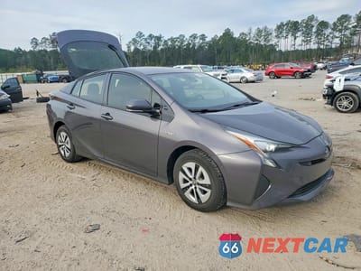 Czwarte zdjęcie samochodu z boku: 2018 TOYOTA PRIUS TWO VIN:JTDKBRFUXJ3589205 - miniatura