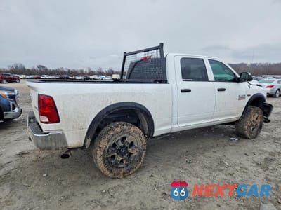 Trzecie zdjęcie samochodu z tyłu: 2017 RAM 2500 ST VIN:3C6UR5CJ1HG571925 - miniatura