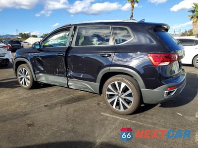 Drugie zdjęcie samochodu z przodu: 2023 VOLKSWAGEN TAOS SE VIN:3VVSX7B22PM380639 - miniatura