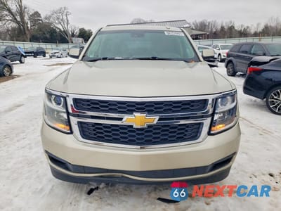 Piąte zdjęcie samochodu w środku: 2015 CHEVROLET SUBURBAN C1500 LT VIN:1GNSCJKC3FR560037 - miniatura