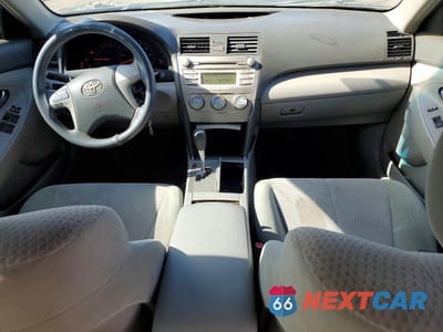 Zdjęcie 8 z 12 samochodu: 2011 TOYOTA CAMRY VIN:4T4BF3EKXBR121604 - miniatura