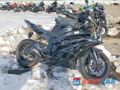 2011 YAMAHA YZFR6 JYARJ16E8BA021572 - główne zdjęcie licytacji z USA - miniatura