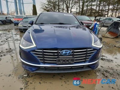 Piąte zdjęcie samochodu w środku: 2021 HYUNDAI SONATA SE VIN:5NPEG4JA0MH065990 - miniatura