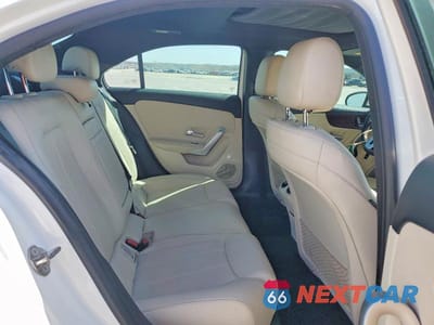 Zdjęcie 10 z 11 samochodu: 2019 MERCEDES-BENZ A 220 VIN:WDD3G4EB0KW025531 - miniatura