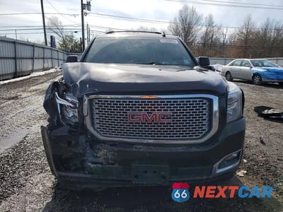 Piąte zdjęcie samochodu w środku: 2016 GMC YUKON DENALI VIN:1GKS2CKJ9GR346293 - miniatura