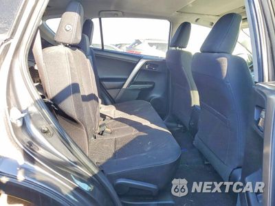 Zdjęcie 10 z 13 samochodu: 2017 TOYOTA RAV4 XLE VIN:JTMWFREV2HD102258 - miniatura