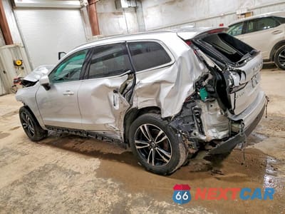 Drugie zdjęcie samochodu z przodu: 2019 VOLVO XC60 T5 VIN:LYV102RK3KB233297 - miniatura