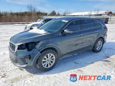2020 KIA SORENTO 5XYPG4A32LG681027 - główne zdjęcie licytacji z USA - miniatura
