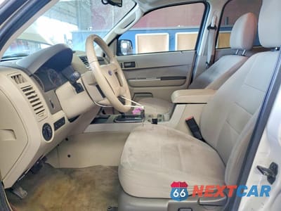 Zdjęcie 7 z 12 samochodu: 2010 FORD ESCAPE XLT VIN:1FMCU0D77AKC76105 - miniatura