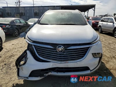 Piąte zdjęcie samochodu w środku: 2022 BUICK ENCLAVE ESSENCE VIN:5GAERBKW6NJ181083 - miniatura