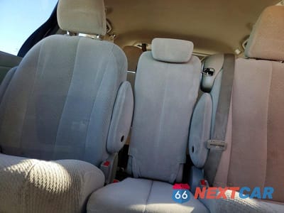 Zdjęcie 10 z 12 samochodu: 2014 TOYOTA SIENNA LE VIN:5TDKK3DC5ES500068 - miniatura