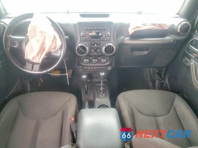 Zdjęcie 8 z 12 samochodu: 2016 JEEP WRANGLER UNLIMITED SPORT VIN:1C4BJWDG0GL120468 - miniatura