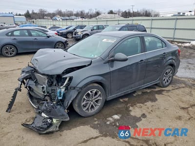 2020 CHEVROLET SONIC LT 1G1JD5SB1L4133960 - główne zdjęcie licytacji z USA - miniatura