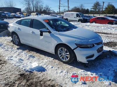 Czwarte zdjęcie samochodu z boku: 2018 CHEVROLET MALIBU HYBRID VIN:1G1ZF5SU2JF260006 - miniatura