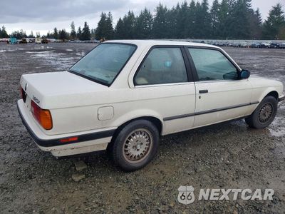 Trzecie zdjęcie samochodu z tyłu: 1989 BMW 325 I AUTOMATIC VIN:WBAAA2308K4495176 - miniatura