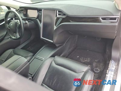 Zdjęcie 8 z 12 samochodu: 2016 TESLA MODEL S VIN:5YJSA1E29GF174179 - miniatura