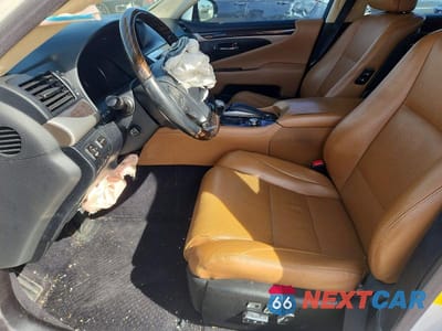 Zdjęcie 7 z 12 samochodu: 2014 LEXUS LS 460 L VIN:JTHGL5EF8E5051061 - miniatura