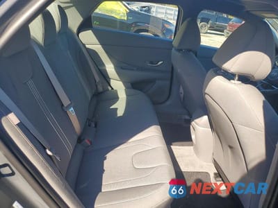 Zdjęcie 10 z 11 samochodu: 2025 HYUNDAI ELANTRA SEL SPORT VIN:KMHLM4DGXSU068443 - miniatura