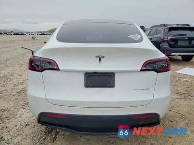 Zdjęcie 6 z 11 samochodu: 2023 TESLA MODEL Y VIN:7SAYGAEE1PF798600 - miniatura
