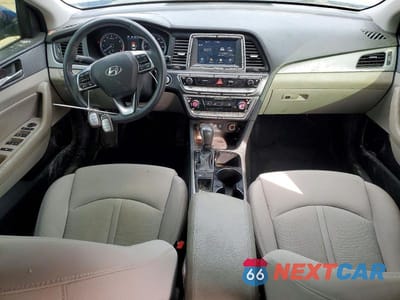 Zdjęcie 8 z 11 samochodu: 2018 HYUNDAI SONATA SPORT VIN:5NPE34AF2JH610705 - miniatura