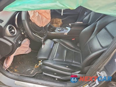 Zdjęcie 7 z 12 samochodu: 2017 MERCEDES-BENZ C 300 4MATIC VIN:55SWF4KB3HU209775 - miniatura