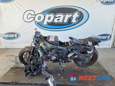 Trzecie zdjęcie samochodu z tyłu: 2022 KAWASAKI ZX636 K VIN:JKBZXJH13NA012155 - miniatura