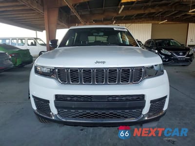 Piąte zdjęcie samochodu w środku: 2024 JEEP GRAND CHEROKEE L LAREDO VIN:1C4RJKAG5R8618926 - miniatura
