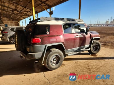 Trzecie zdjęcie samochodu z tyłu: 2007 TOYOTA FJ CRUISER VIN:JTEBU11F570047097 - miniatura