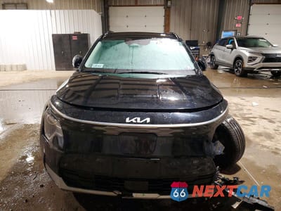 Piąte zdjęcie samochodu w środku: 2023 KIA NIRO EV WIND VIN:KNDCR3L18P5053860 - miniatura