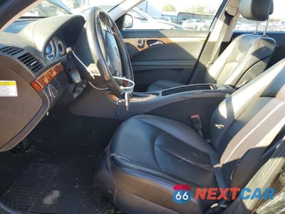 Zdjęcie 7 z 11 samochodu: 2009 MERCEDES-BENZ E 350 VIN:WDBUF56X09B386713 - miniatura