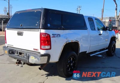 Trzecie zdjęcie samochodu z tyłu: 2011 GMC SIERRA K2500 SLE VIN:1GT220CG9BZ350933 - miniatura