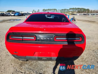 Zdjęcie 6 z 12 samochodu: 2018 DODGE CHALLENGER SXT VIN:2C3CDZAG6JH231794 - miniatura