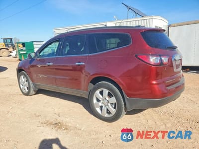Drugie zdjęcie samochodu z przodu: 2017 CHEVROLET TRAVERSE LT VIN:1GNKVGKD3HJ191106 - miniatura